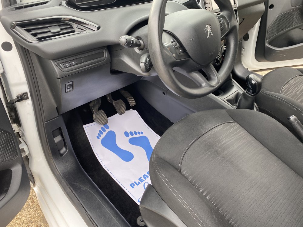 Nettoyage Int rieur Peugeot 208 Commercial WASHER Auto Nettoyage Int rieur Peugeot 208 Commercial WASHER Auto