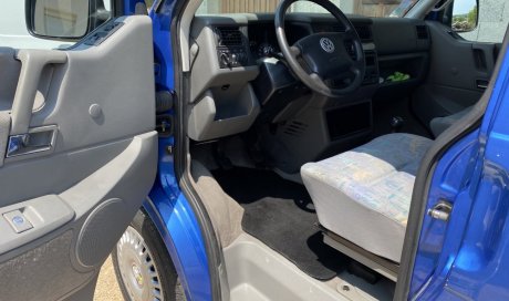Nettoyage intérieur et extérieur de camping car à Bourgoin-Jallieu. WASHER AUTO