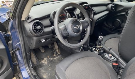 Nettoyage intérieur Mini Cooper à Bourgoin Jallieu