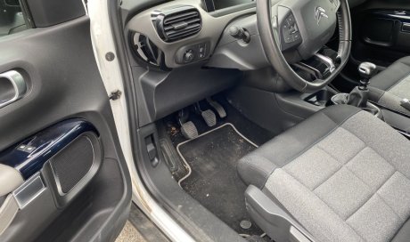 Nettoyage intérieur Citroen C4 à Bourgoin Jallieu