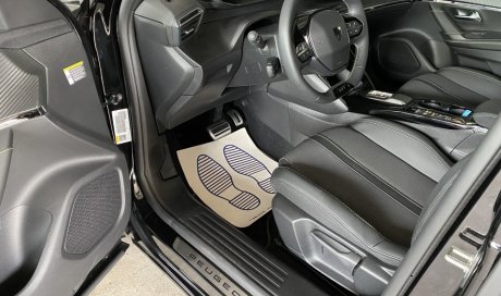 Nettoyage intérieur PEUGEOT 2008 à BOURGOIN-JALLIEU