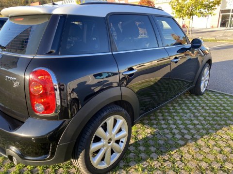 Lavage extérieur voiture sans eau à Bourgoin Jallieu. WASHER-Auto 