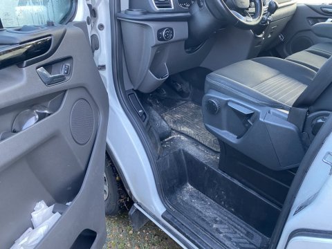 Nettoyage intérieur FORD TRANSIT CUSTOM à CORBAS
