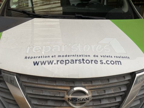Déflocage véhicule utilitaire à Saint Quentin Fallavier