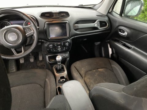 Rénovation intérieur de voiture au domicile à Bourgoin Jallieu