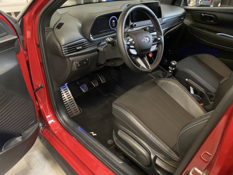 Nettoyage intérieur et extérieur HYUNDAI I20 N à Saint Quentin Fallavier