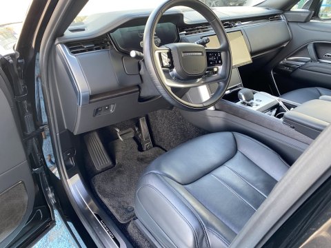 Nettoyage intérieur et extérieur RANGE-ROVER à CORBAS