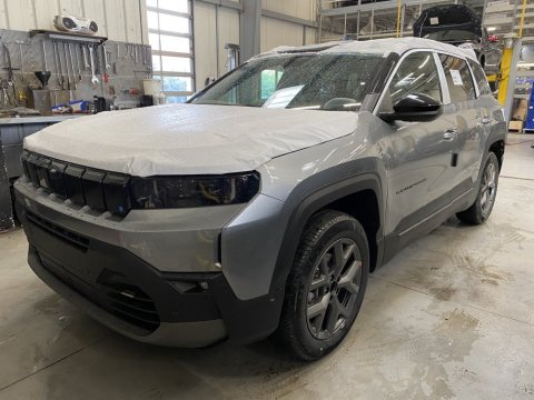 Préparation NEW JEEP COMPASS avant livraison client à BOURGOIN-JALLIEU