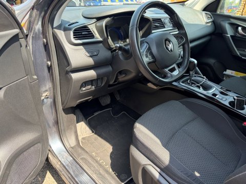 Nettoyage intérieur RENAULT KADJAR à SAINT PRIEST