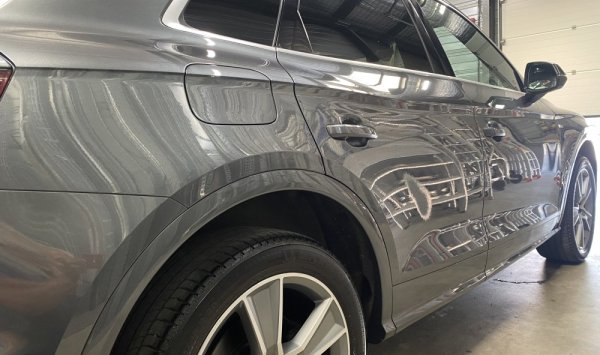 Nettoyage intérieur et extérieur AUDI Q5 à Corbas