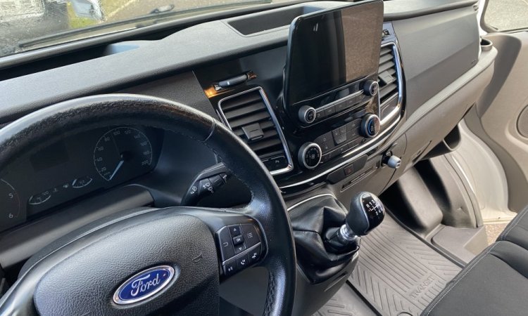 Nettoyage intérieur FORD TRANSIT CUSTOM à CORBAS