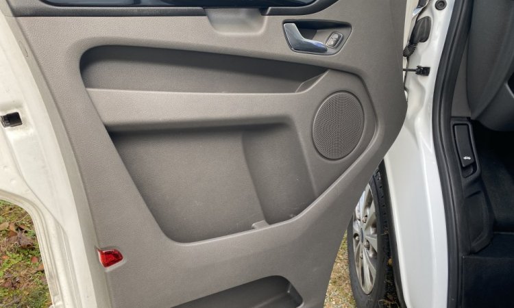 Nettoyage intérieur FORD TRANSIT CUSTOM à CORBAS