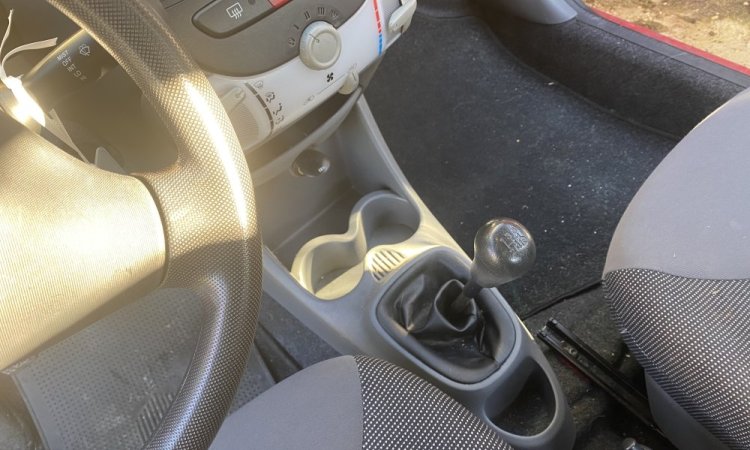 Nettoyage intérieur voiture à Saint Quentin Fallavier. WASHER AUTO