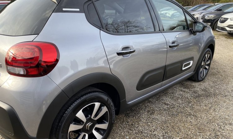 Préparation véhicule neuf pour livraison client à Bourgoin Jallieu. WASHER AUTO 