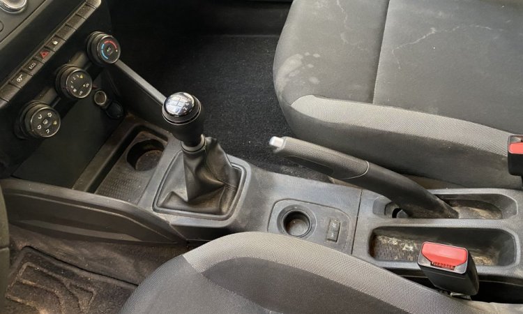 Nettoyage intérieur Dacia Duster à Bourgoin Jallieu. WASHER AUTO