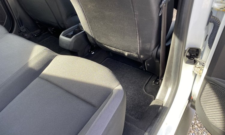 Nettoyage intérieur Dacia Duster à Bourgoin Jallieu. WASHER AUTO