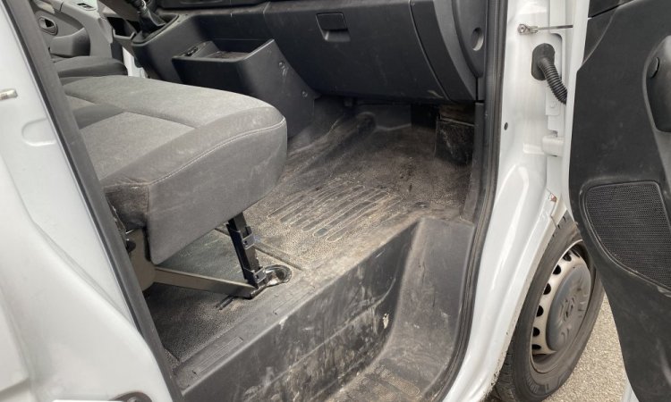 Nettoyage cabine utilitaire à Bourgoin Jallieu. WASHER AUTO 