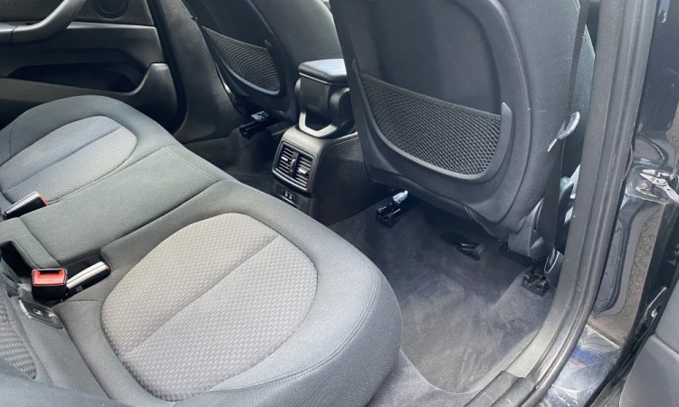 Lavage intérieur et extérieur BMW à Corbas. WASHER-AUTO
