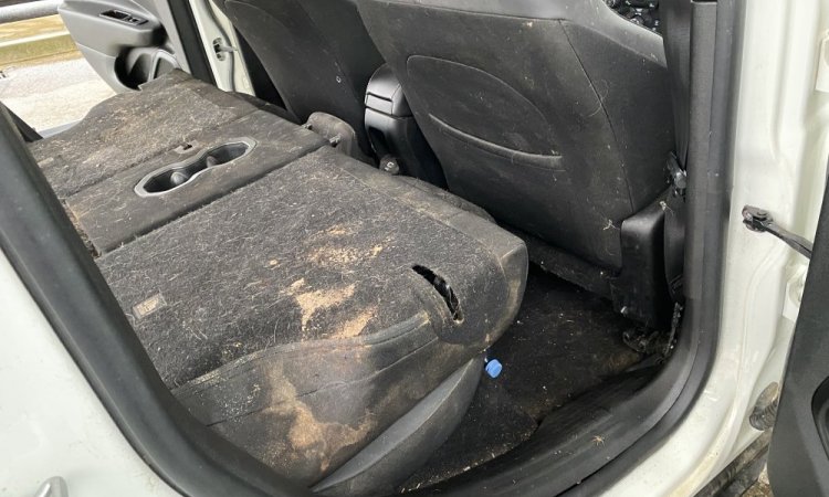 Rénovation intérieur de voiture au domicile à Bourgoin Jallieu