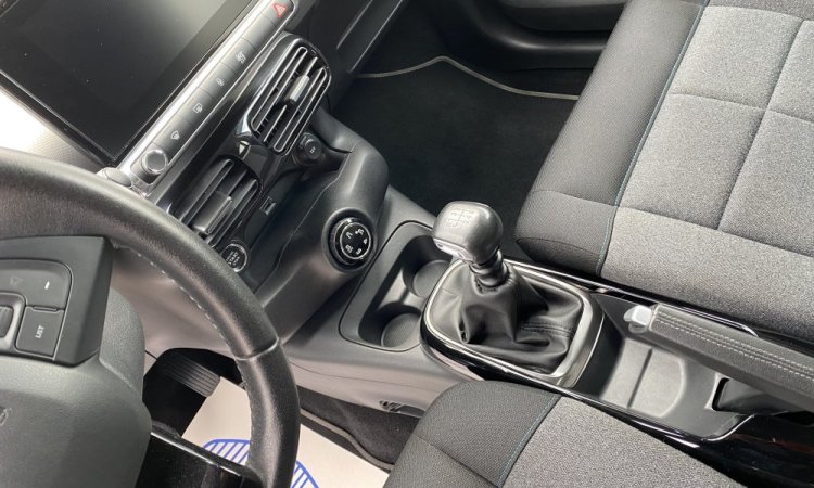 Nettoyage intérieur Citroen C4 à Bourgoin Jallieu