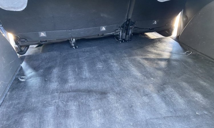 Nettoyage intérieur Dacia Dokker au domicile de la cliente à Bourgoin Jallieu