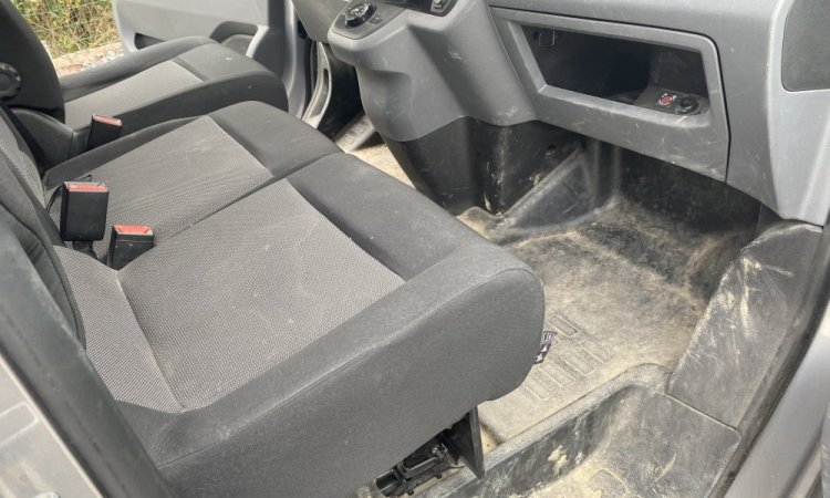 Nettoyage intérieur cabine CITROEN JUMPY à Bourgoin Jallieu