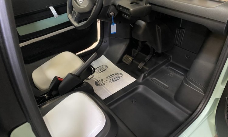 Préparation intérieur et extérieur FIAT TOPOLINO pour livraison client à Bourgoin-Jallieu