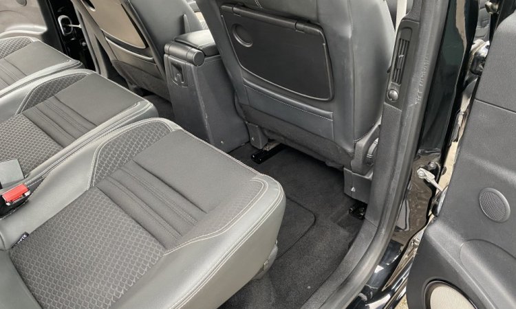 Nettoyage intérieur RENAULT SCENIC à CORBAS