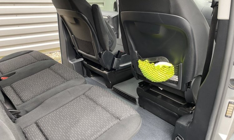 Nettoyage intérieur MERCEDES VITO à Saint-Priest