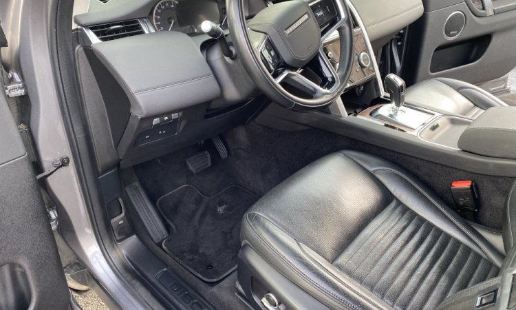 Nettoyage intérieur pour ce LAND ROVER à SAINT PRIEST