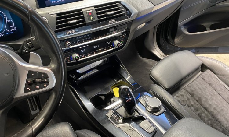 Nettoyage intérieur BMW X3 à Bourgoin-Jallieu