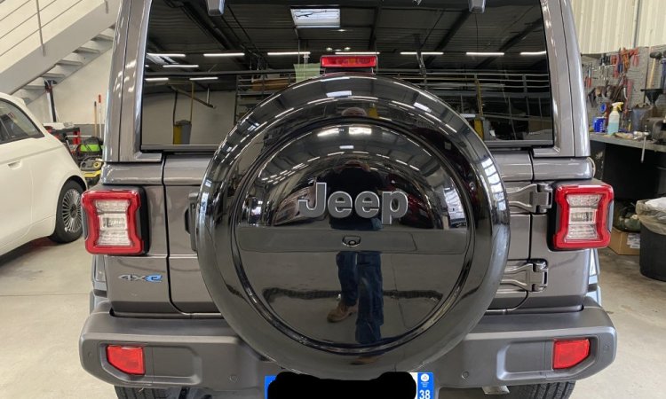 Nettoyage intérieur et extérieur JEEP WRANGLER à BOURGOIN-JALLIEU