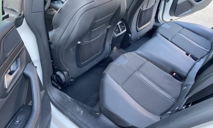 Nettoyage intérieur PEUGEOT 508 SW à BOURGOIN-JALLIEU