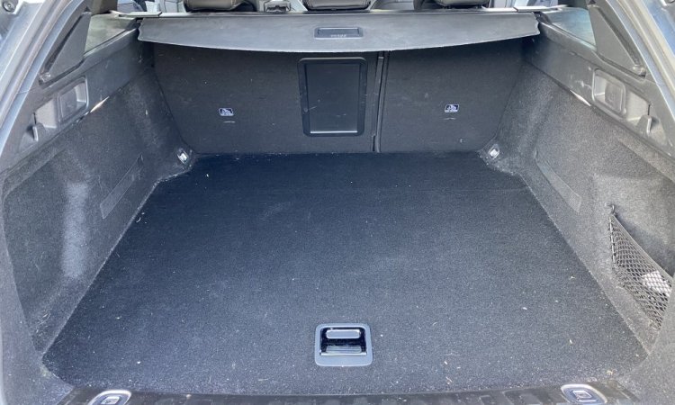 Nettoyage intérieur PEUGEOT 508 SW à BOURGOIN-JALLIEU