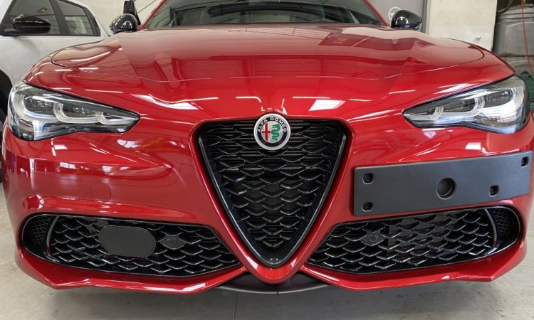 Nettoyage intérieur et extérieur ALFA ROMEO GIULIA à BOURGOIN JALLIEU