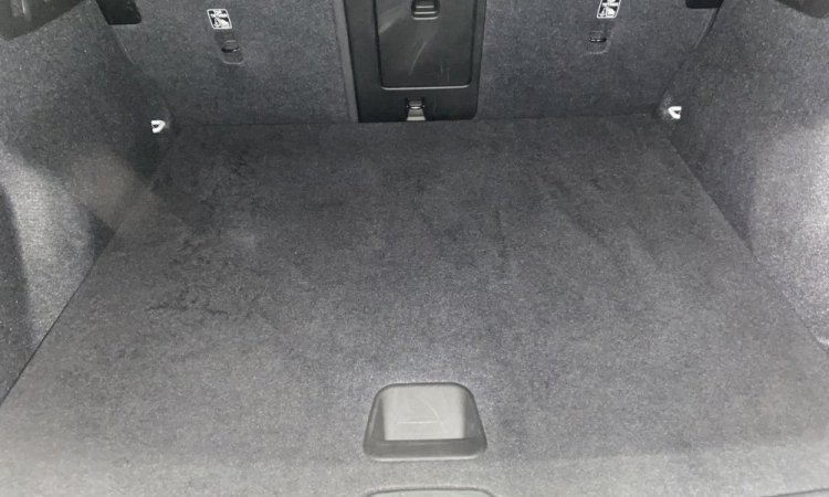 Nettoyage intérieur VOLVO X40 à CORBAS