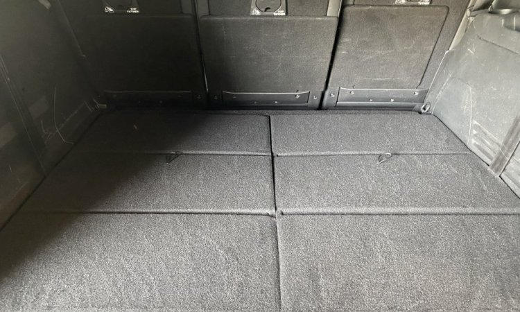 Nettoyage intérieur PEUGEOT 5008 à SAINT-PRIEST