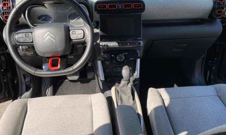 Nettoyage intérieur CITROEN C3 AIRCROSS à Saint Quentin Fallavier