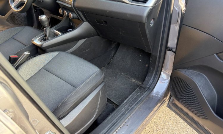 Nettoyage intérieur RENAULT CAPTUR à CORBAS