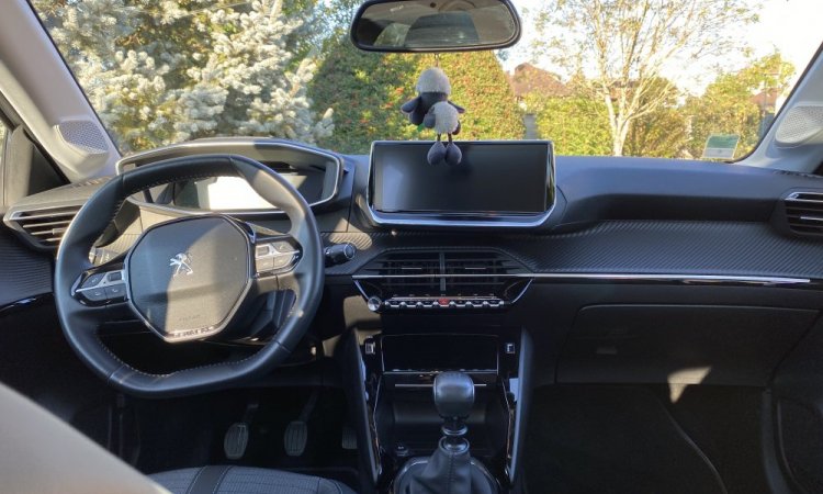 Nettoyage voiture intérieur et extérieur régulier à Bourgoin Jallieu. WASHER AUTO