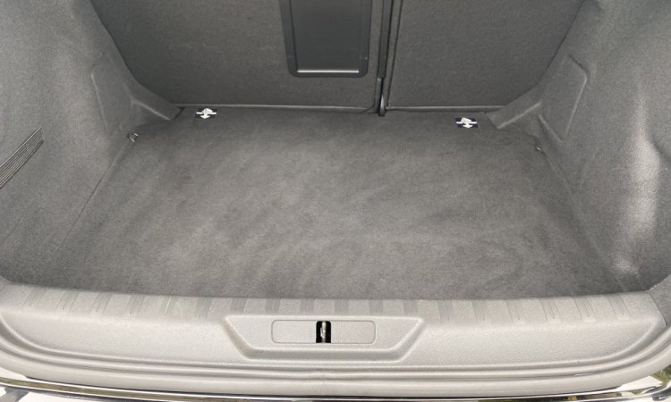 Nettoyage intérieur pour cette PEUGEOT 308