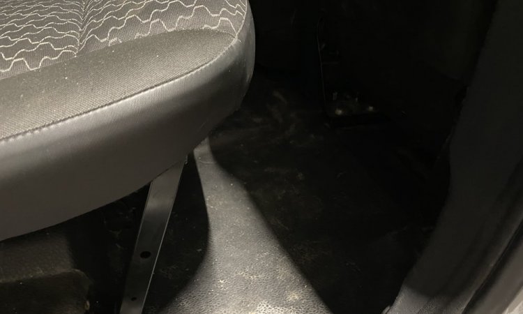 nettoyage intérieur utilitaire à Corba