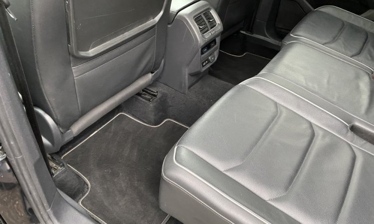 Nettoyage intérieur et extérieur voiture à Bourgoin Jallieu. WASHER AUTO