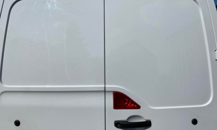 Déflocage véhicule utilitaire à Corbas. WASHER Auto
