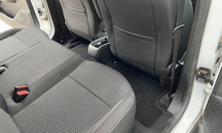 Nettoyage intérieur SUV à Bourgoin Jallieu par WASHER AUTO