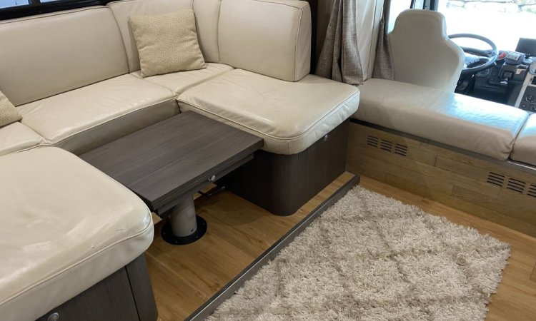 Nettoyage intérieur motor-home à Bourgoin Jallieu WASHER AUTO