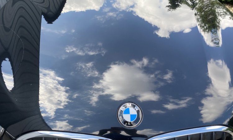 Nettoyage intérieur et extérieur d'une BMW X3 à Corbas 