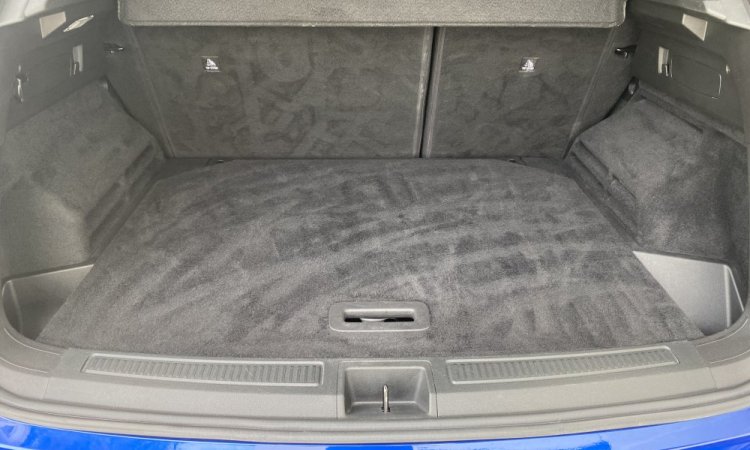 Nettoyage intérieur voiture à Bourgoin Jallieu. WASHER-AUTO