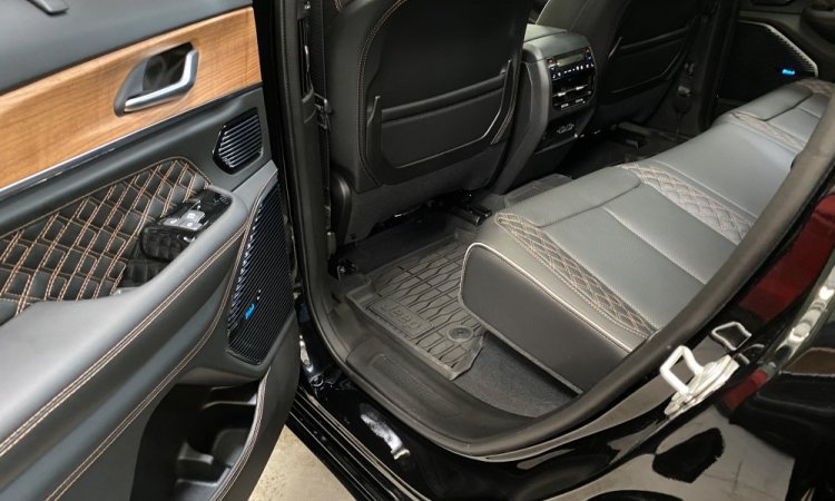 Préparation d'une JEEP GRAND CHEROKEE à Bourgoin Jallieu