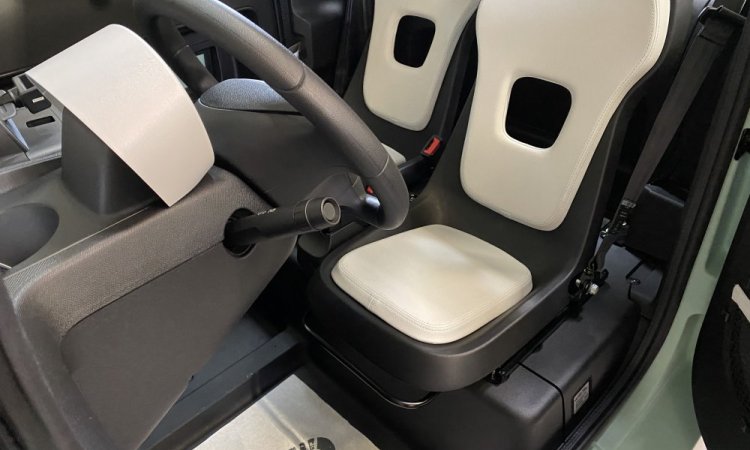 Préparation intérieur et extérieur FIAT TOPOLINO pour livraison client à Bourgoin-Jallieu